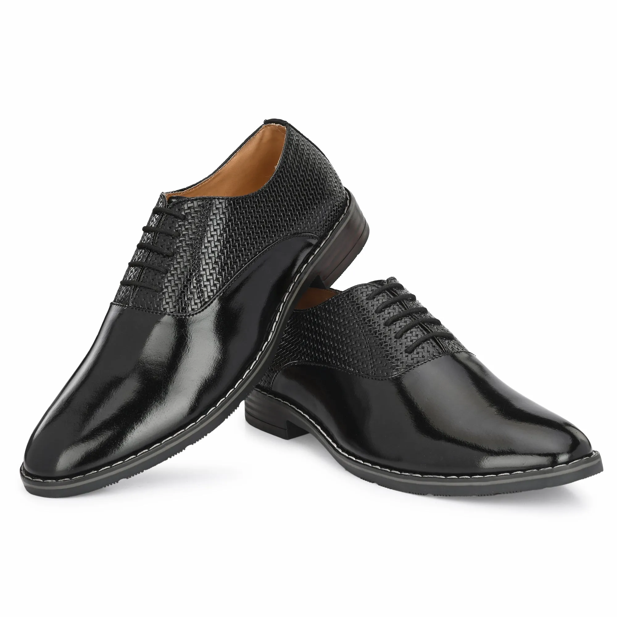 Attitudist Unisex Handcrafted Oxford Glossy Black Laceup Derby Shoes With Semi Chatai Design