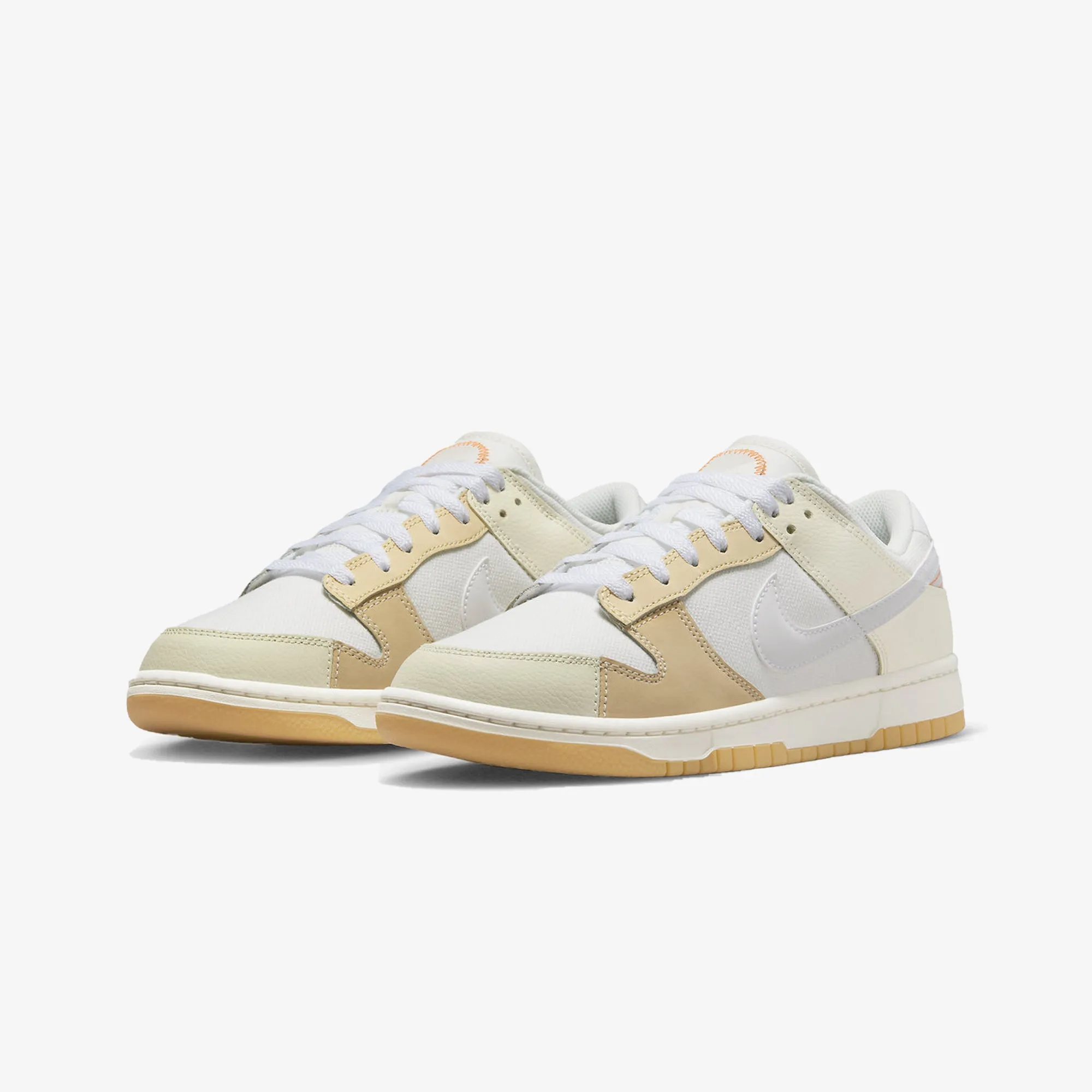 DUNK LOW SE 'WHITE/SAIL-WHITE-SANDDRIFT'