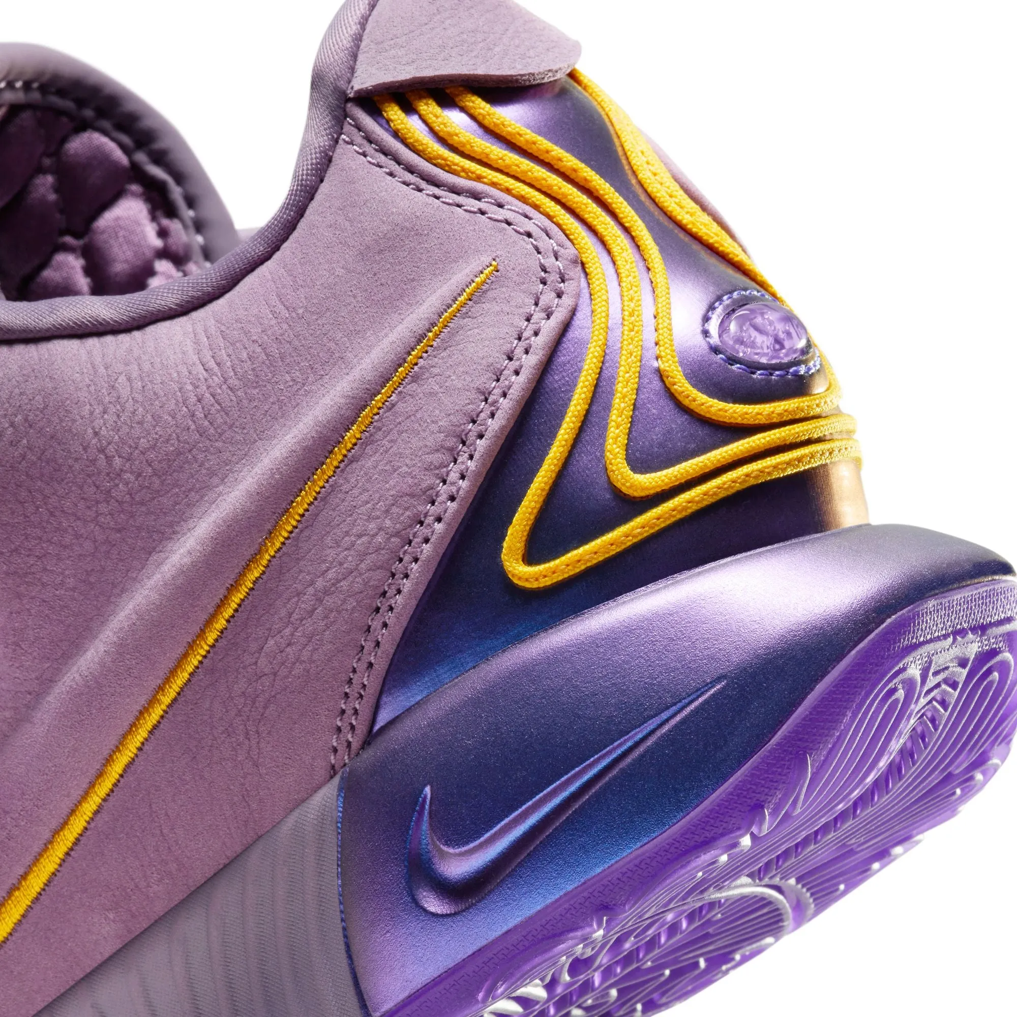 Nike Lebron XXI (Violet Dust/University Gold)