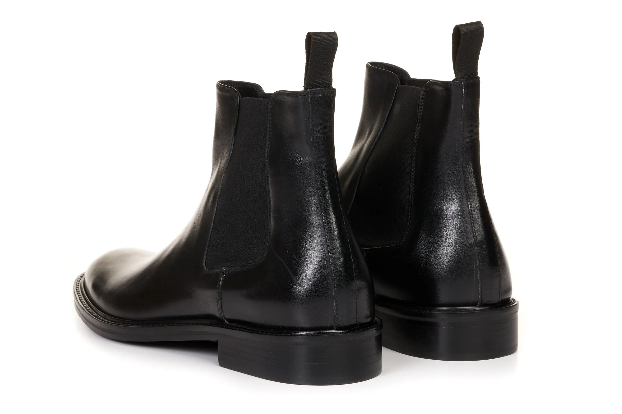 The Gian Carlo Chelsea Boot - Black